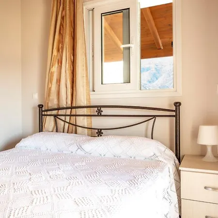 Apartman Aneta's House *